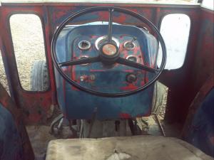 Tractor ebro 684