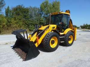 Buldoexcavator JCB 4CX