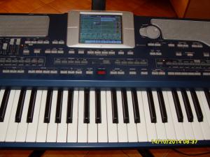 Korg PA 800
