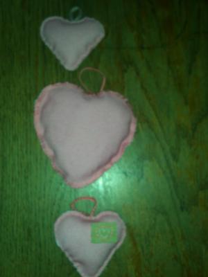 Inimi cu trandafiri - handmade - perniţe