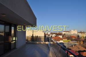 Penthouse exclusivist,   Herastrau