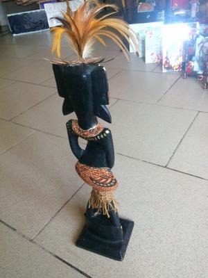Statueta din lemn`