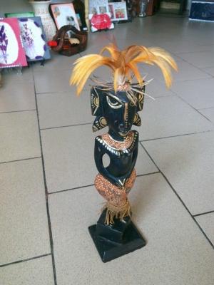 Statueta din lemn`