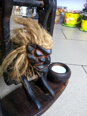 Suport din lemn - leagan african