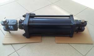 Cilindru forta 100 U650