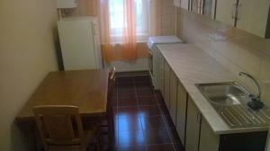 Caut COLEGA de apartament,   Medias