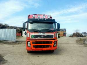 volvo fm12 6x4 macara forestiera