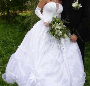 Vand  rochie de mireasa
