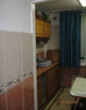 Vand apartament cu 3 camere decomandate