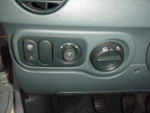 RENAULT Kangoo 1.4i Clima