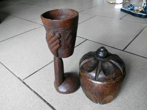 Obiecte din lemn sculptat