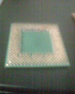vand doua procesoare AMD unul de 1600 si unul de 1800