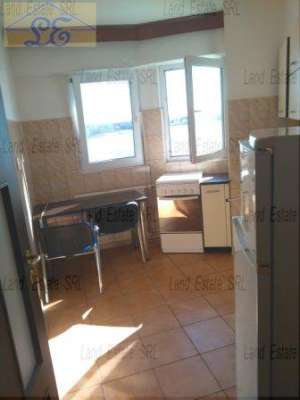Inchiriez AP. 2 Camere � Crangasi LACUL MORII  - 350 EURO
