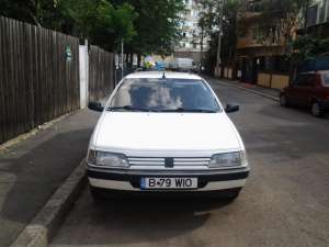 masina Peugeot 405 1990
