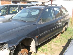 Dezmembrez Opel Vectra B