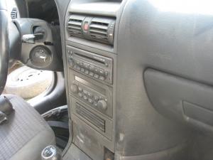 Dezmembrez Opel Astra G an 1999