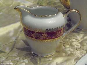 SERVICIU PORTELAN DE LUX,  CAFEA,  TORT,  COMPOT- 48 piese,   400 euro