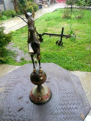 Statueta - cal din bronz