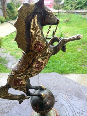 Statueta - cal din bronz