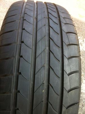 Anvelopa Vara 235/60 R17 GOODYEAR EFFICIENT GRIP  102V
