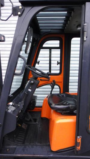Doosan G18G-5 Kompakt LPG,  Triplex,  Seitenschieber,  Linde