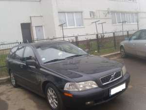 VAND URGENT VOLVO V40 -MOTOR 1.9 TDI *****CEMBRIE 2003 FULL OPTION INMATRICULAT PRET NEGOCIABIL