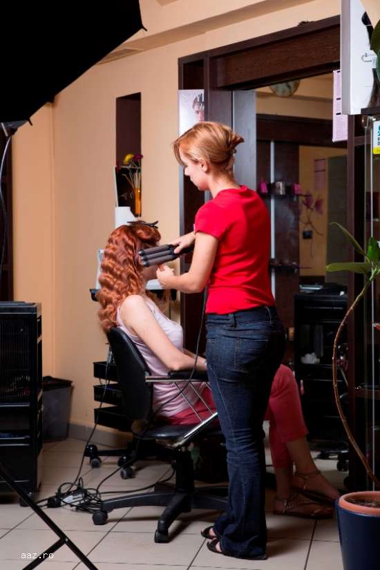 Salon langa Intercontinental - Inchiriaza Post de lucru - Coafor