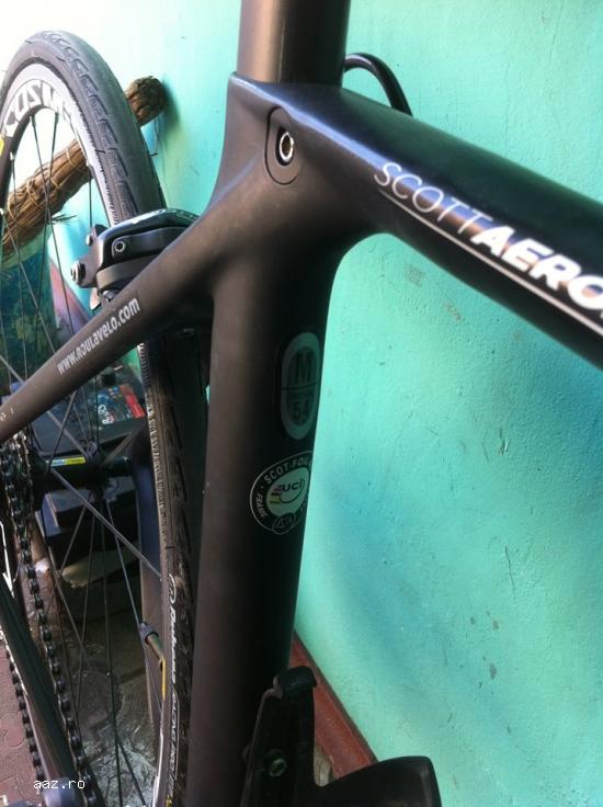 Bicicleta Cursiera  SCOTT  aproape noua