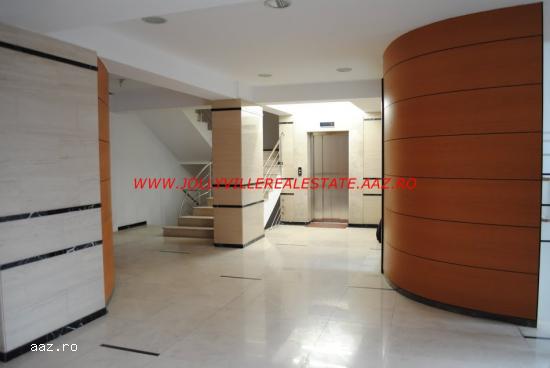 Aviatiei-inchiriere duplex de lux