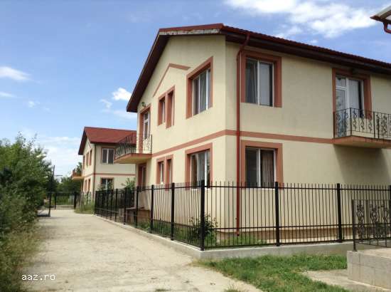 Ofer spre inchiriere vila de lux in Jilava