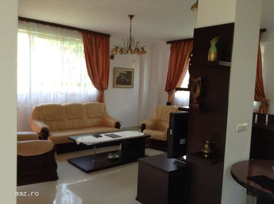 Ofer spre inchiriere vila de lux in Jilava