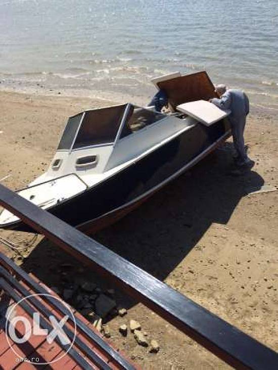 Ambarcatiune 6 metri,  motor Volvo Penta