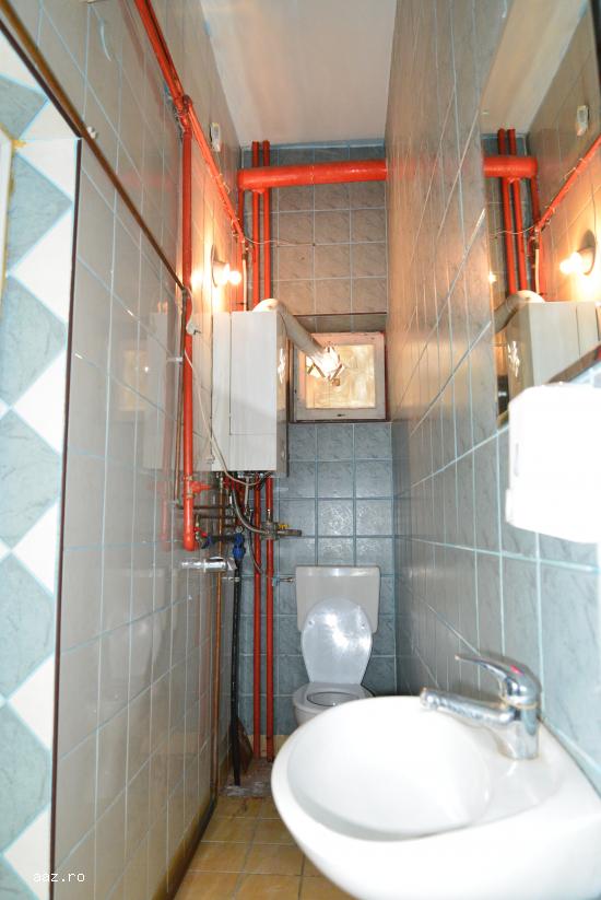 Ofer spre inchiriere spatiu commercial,  birouri,  productie in Colentina,  suprafata 40 m�
