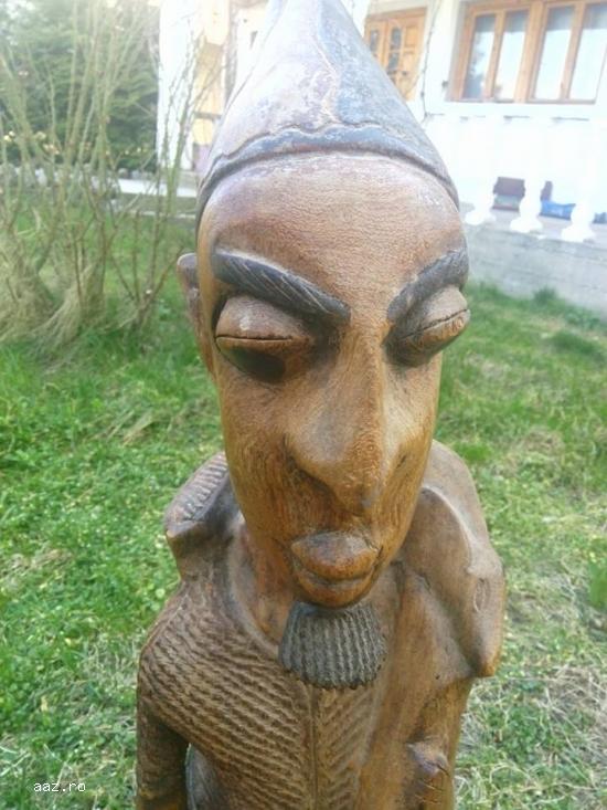 Sculptura in lemn````