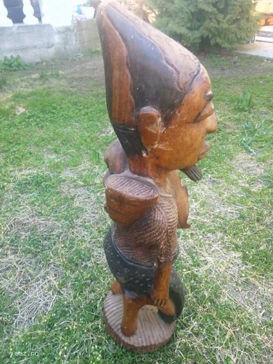Sculptura in lemn````