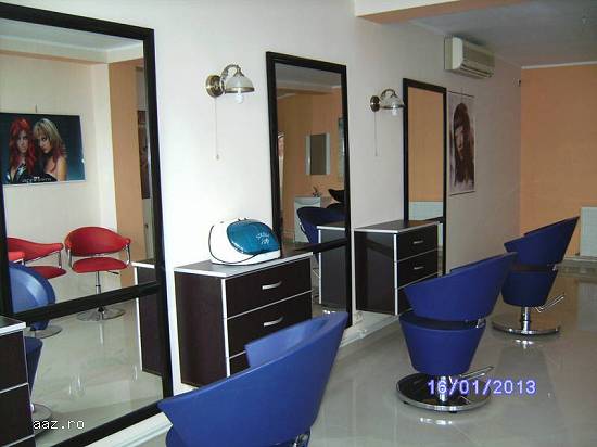 Inchiriez posturi in salon infrumusetare !!!