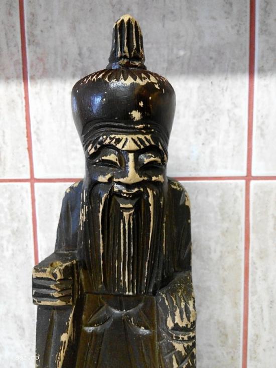 Statueta din lemn