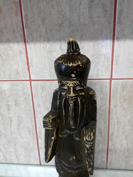 Statueta din lemn