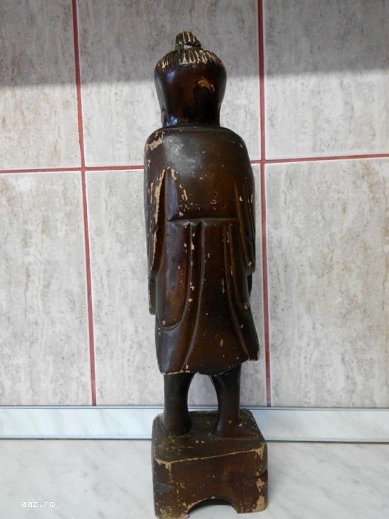 Statueta din lemn