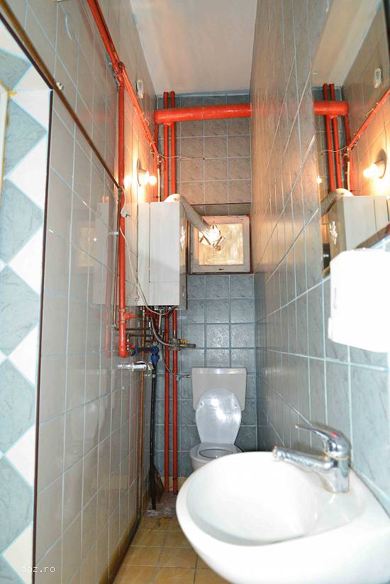 Ofer spre inchiriere spatiu comercial,  birouri,  productie in Colentina,  suprafata 40 m�