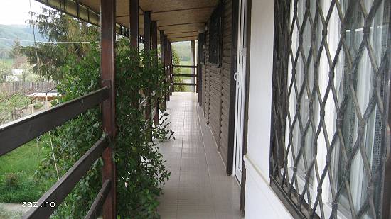 Proprietar vand casa de vacanta