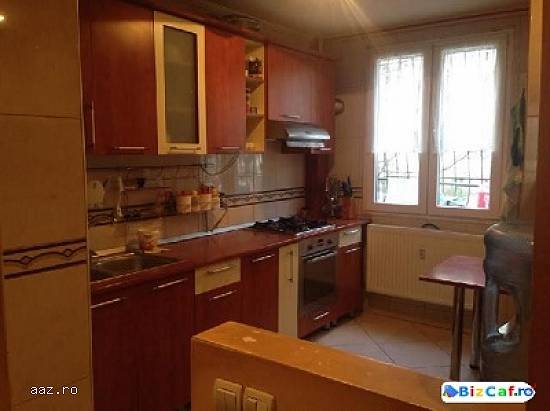 Vand apartament 3 cam Drumul Taberei