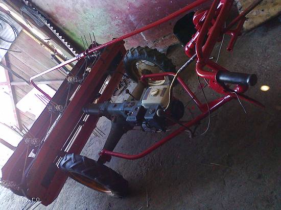Grebla cu Motor NOU raza de Lucru 2 m