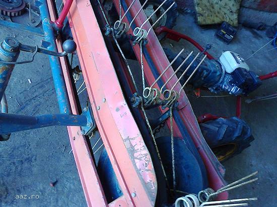 Grebla cu Motor NOU raza de Lucru 2 m