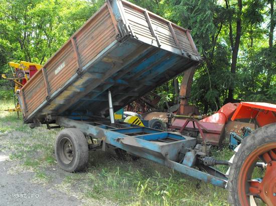 Tractor Universal 445 L