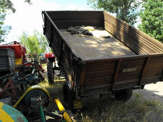 Tractor Universal 445 L