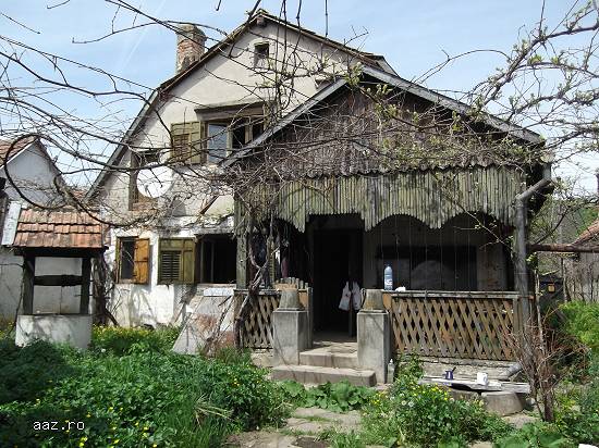 Casă de v�nzare