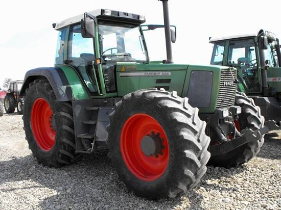 Tractor Fendt Favorit 824 Turboshift