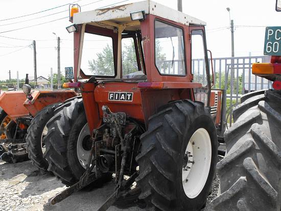 Tractor Fiat 680