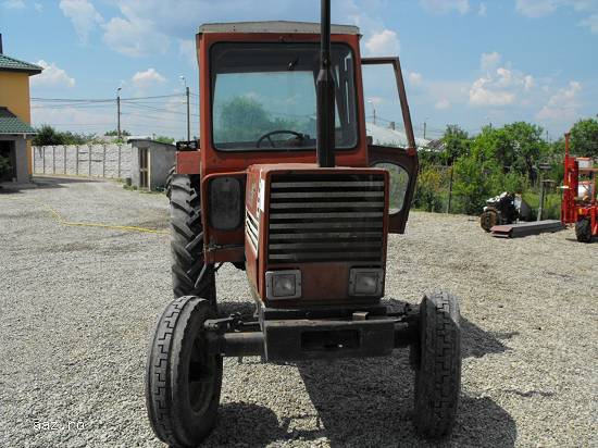 Tractor Fiat 880